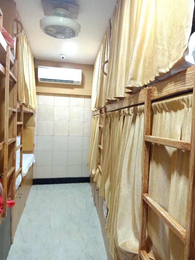 Mabrook Dormitory Mumbai Exterior foto