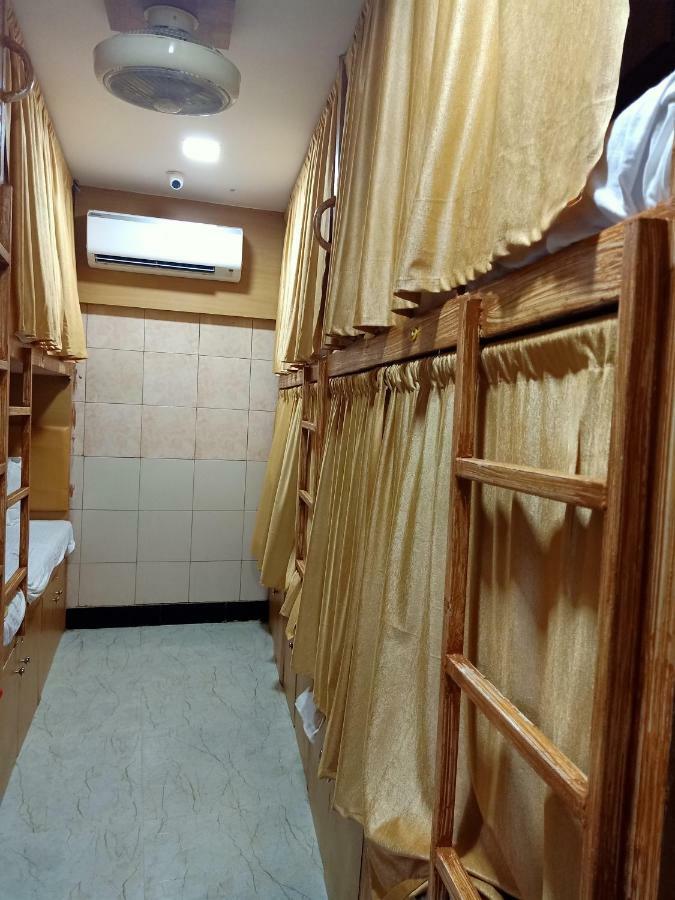 Mabrook Dormitory Mumbai Exterior foto