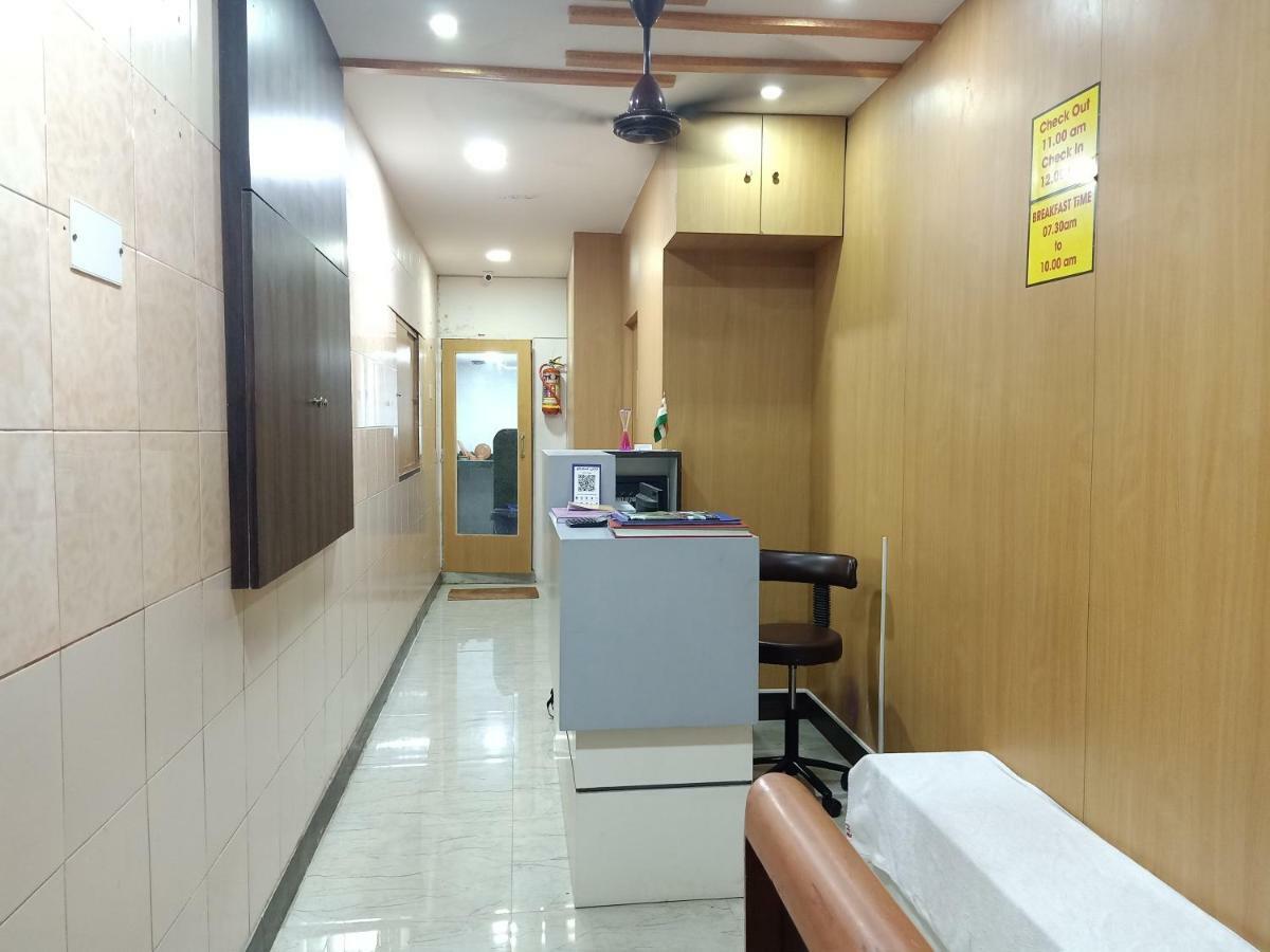 Mabrook Dormitory Mumbai Exterior foto