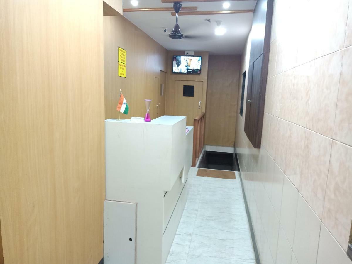 Mabrook Dormitory Mumbai Exterior foto
